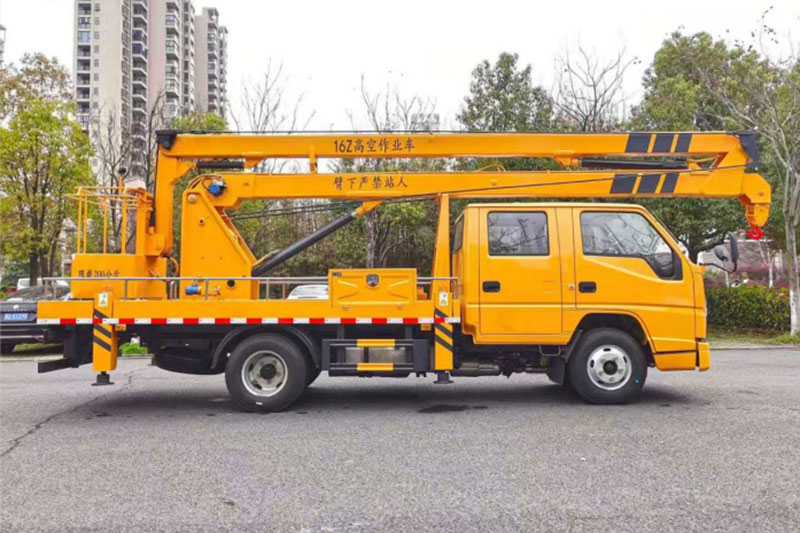 江鈴16米高空作業(yè)車