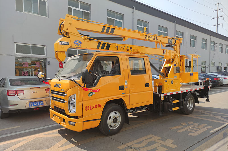 江鈴13米雙排藍(lán)牌高空作業(yè)車