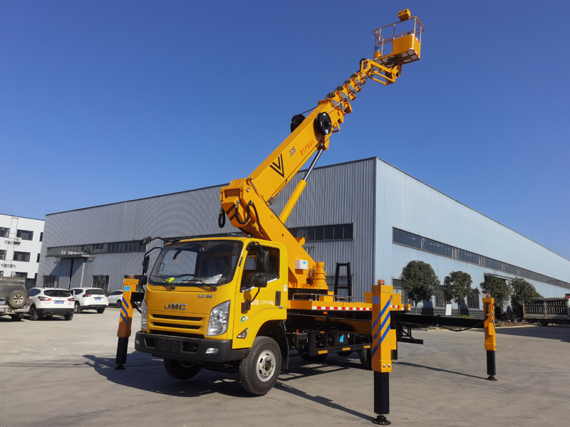 江鈴國(guó)六32米高空作業(yè)車