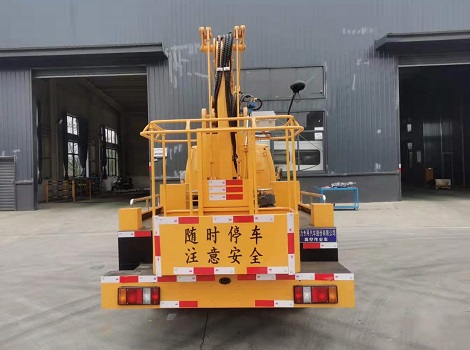 雙排折臂藍牌13米高空作業(yè)車