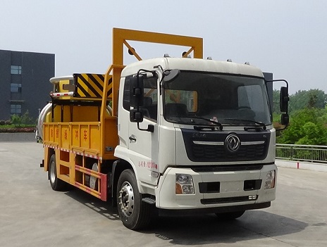 程力威牌CLW5120TFZ6HL型防撞緩沖車